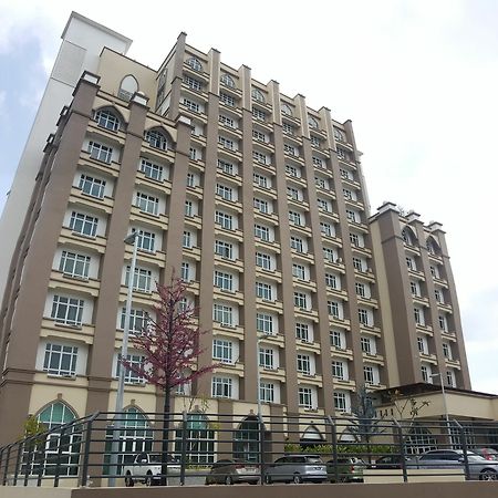 De Viana Hotel & Apartments Kota Bharu Esterno foto
