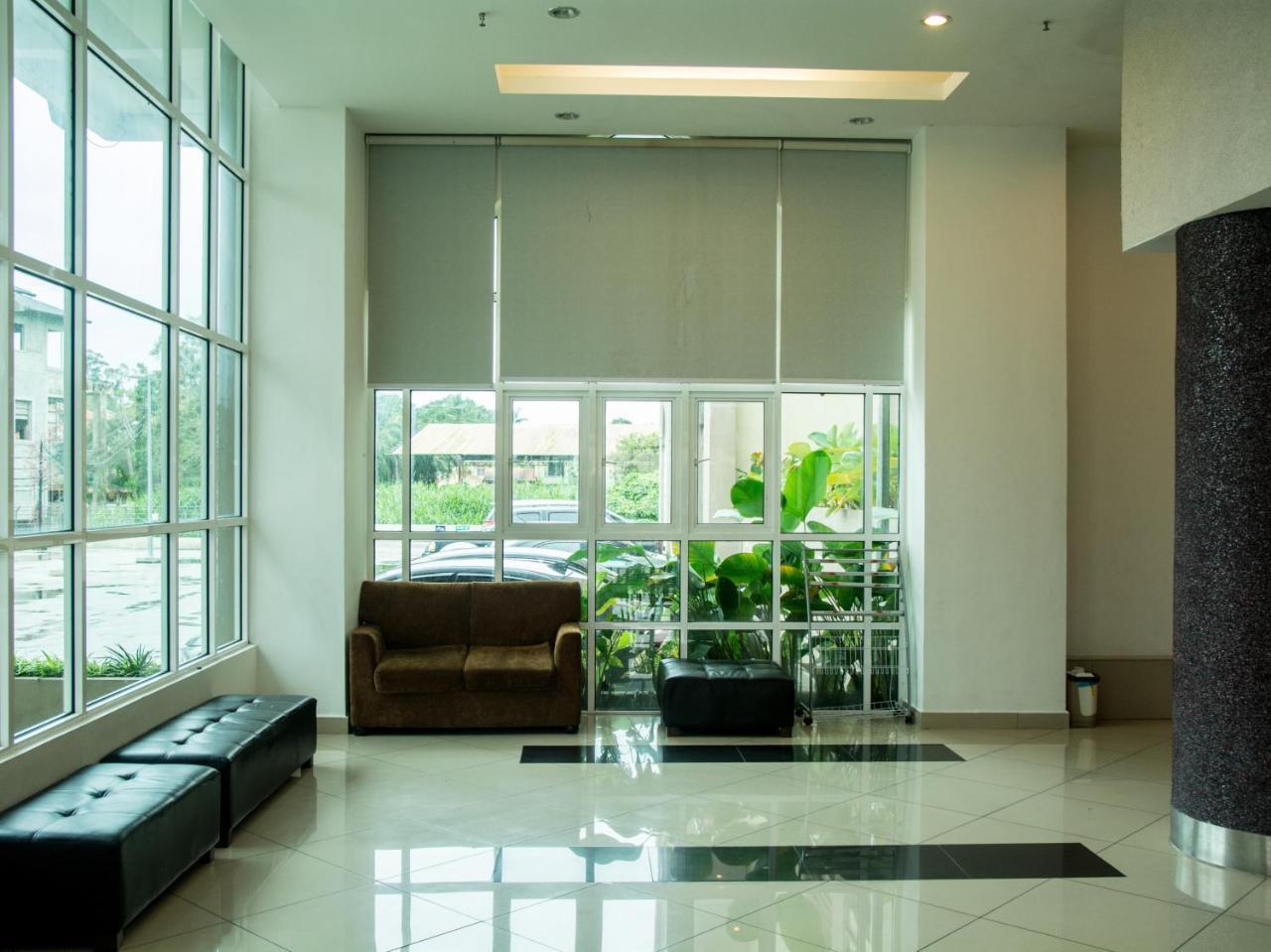 De Viana Hotel & Apartments Kota Bharu Esterno foto