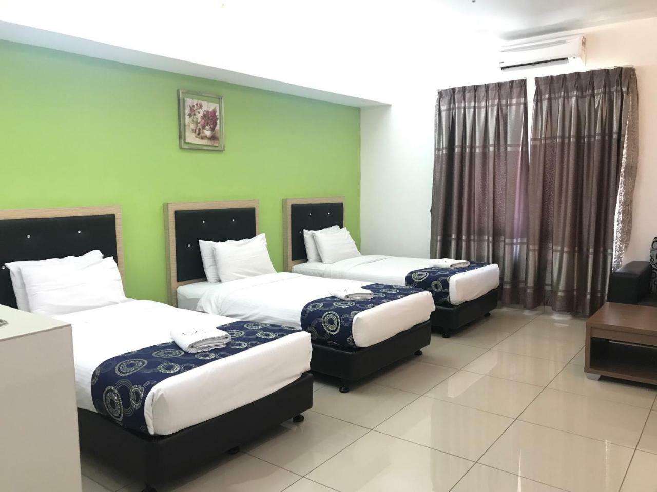 De Viana Hotel & Apartments Kota Bharu Esterno foto