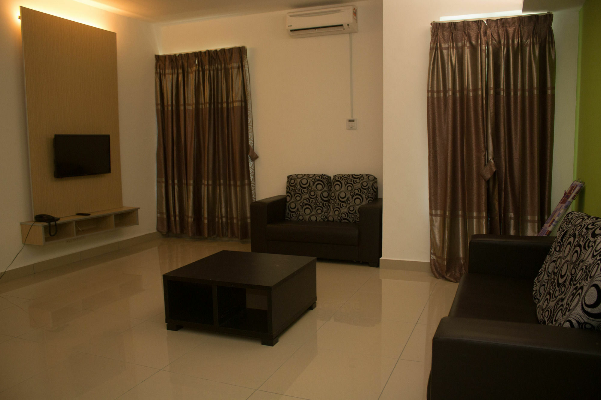 De Viana Hotel & Apartments Kota Bharu Esterno foto